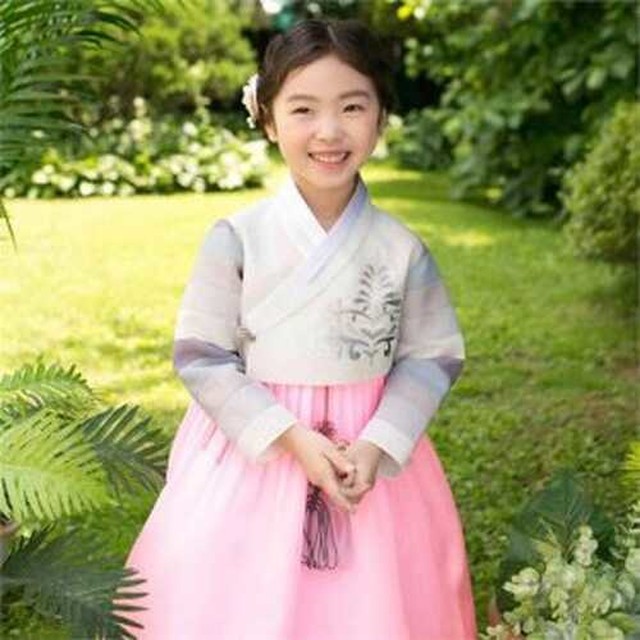 수련한복 이미지