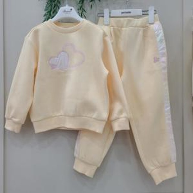 러블리스 이미지