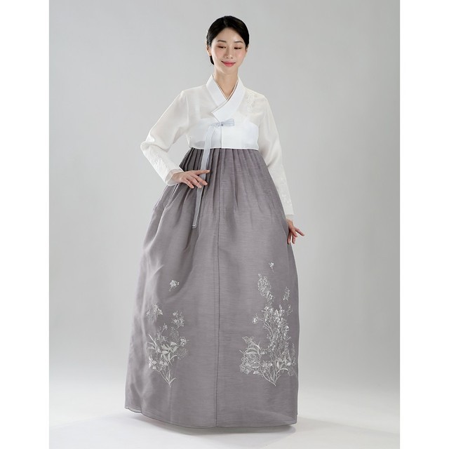 라미라우리옷 이미지
