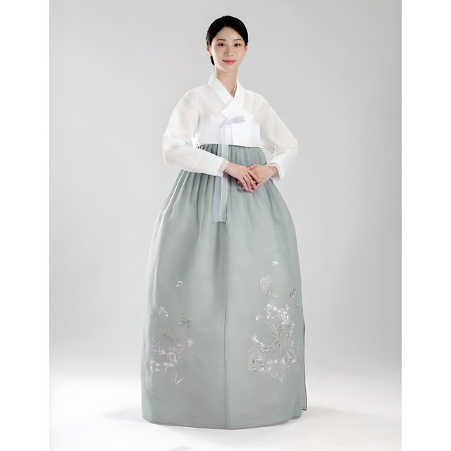 라미라우리옷 이미지
