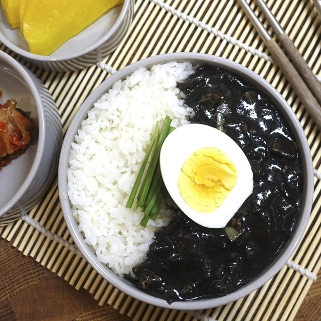 쯔란 이미지