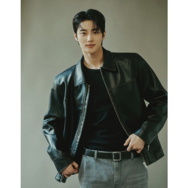 지오다노신세계 이미지