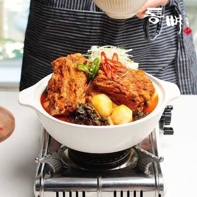 통뼈 감자탕 이미지