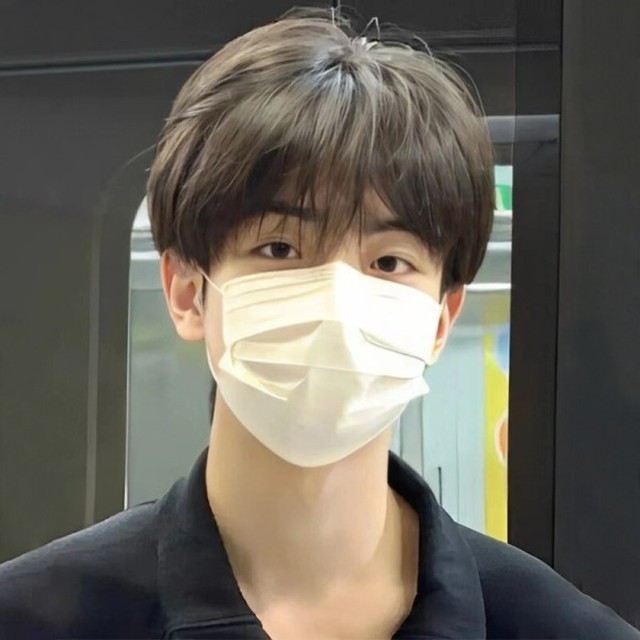 멋쟁이남성헤어 이미지