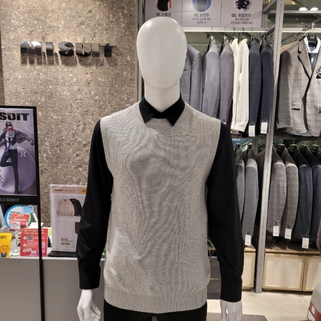 엠아이수트 이미지