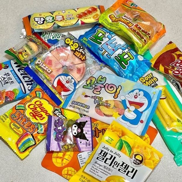 사우어(SOUR) 이미지