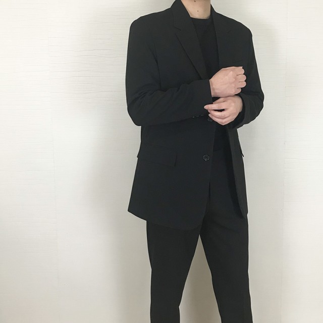 세미블랙 이미지