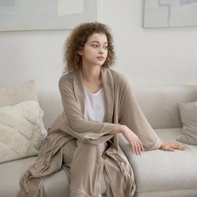 투엘브썸 이미지