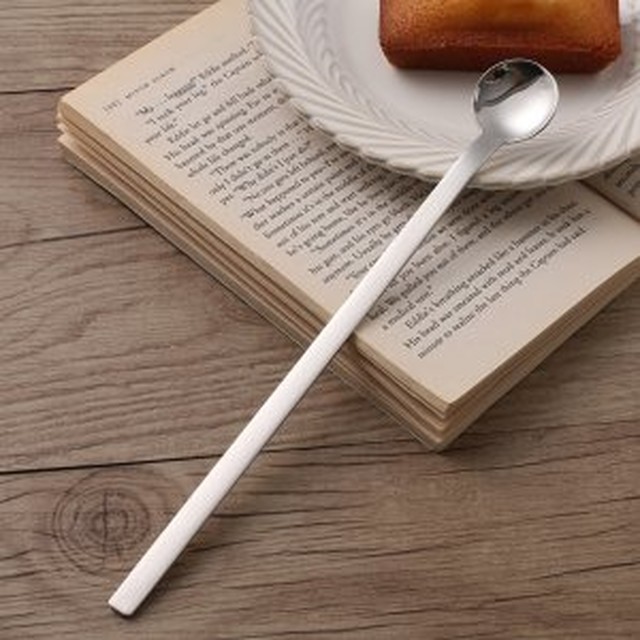 둥근스푼 이미지