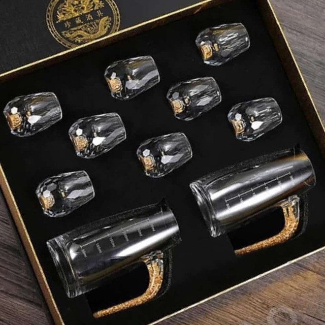 디캔터 이미지