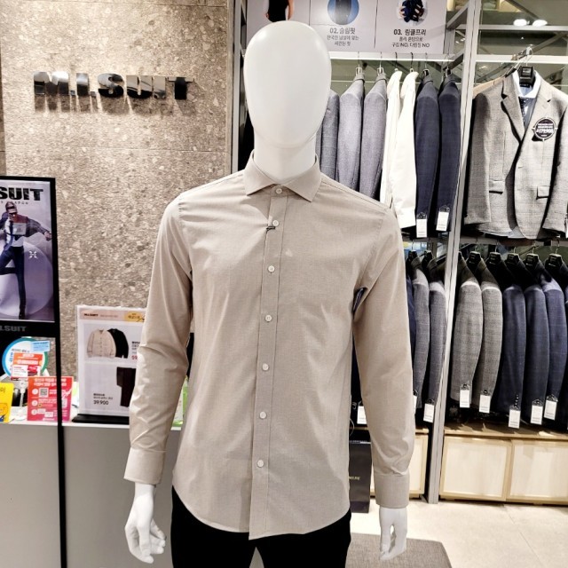 엠아이수트 이미지