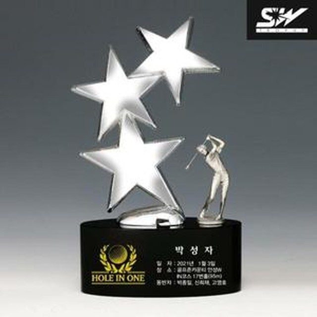 성우 이미지