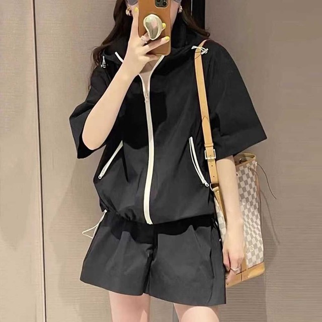 뮤즈클로젯 이미지