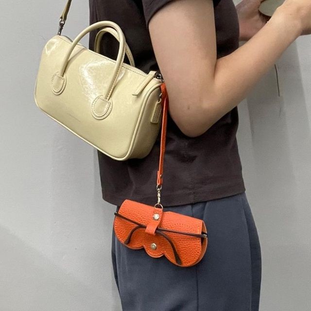 오렌지케이스 이미지