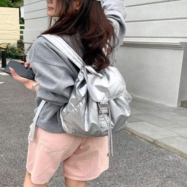 비비드블랙 이미지
