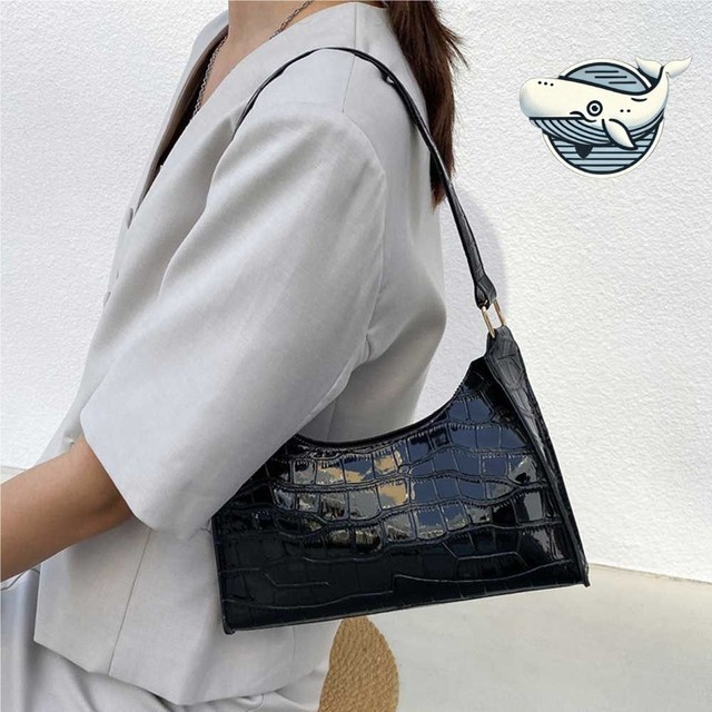 여성크로커다일케쥬얼 이미지