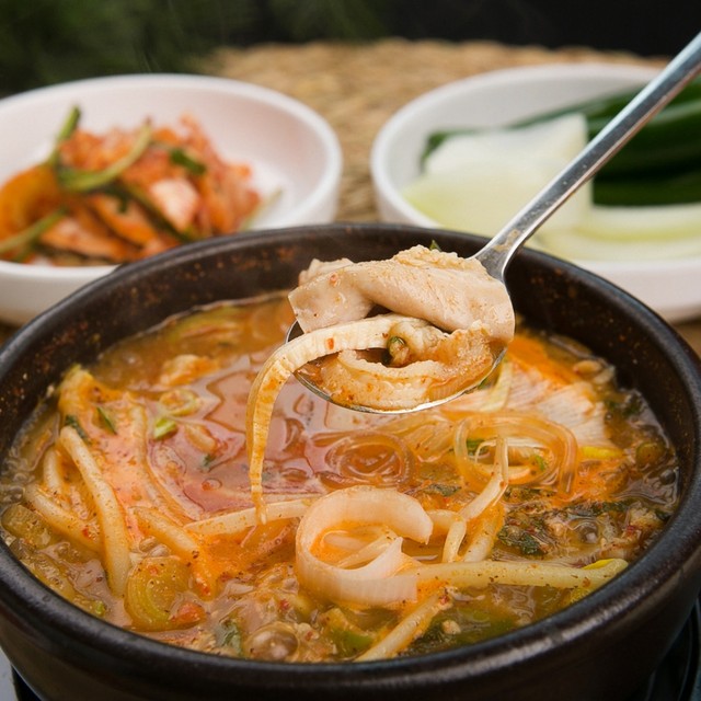 뜨라네 이미지