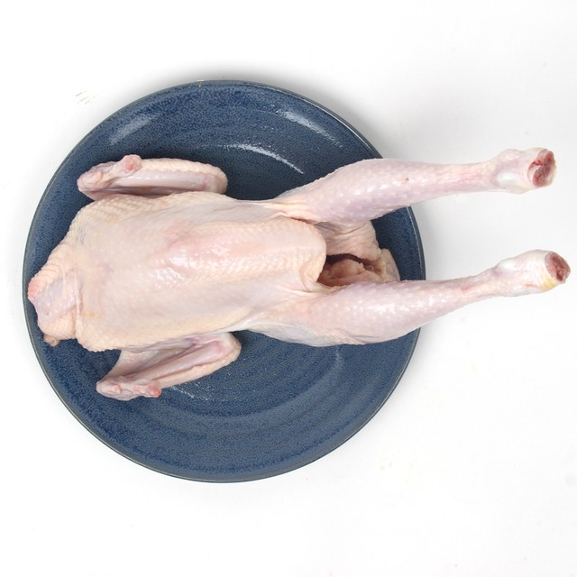 하림생닭 이미지